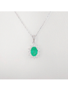 COLGANTE DIAMANTES 0.19 CT Y ESMERALDA0.40                                                          